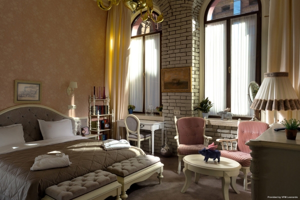 Hotel 19 (Charkiw)